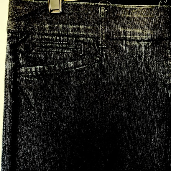 JM COLLECTION DARK WASH JEANS 12 FLAT FRONT STRETCH DENIM POCKETS STRAIGHT LEG - Picture 2 of 9